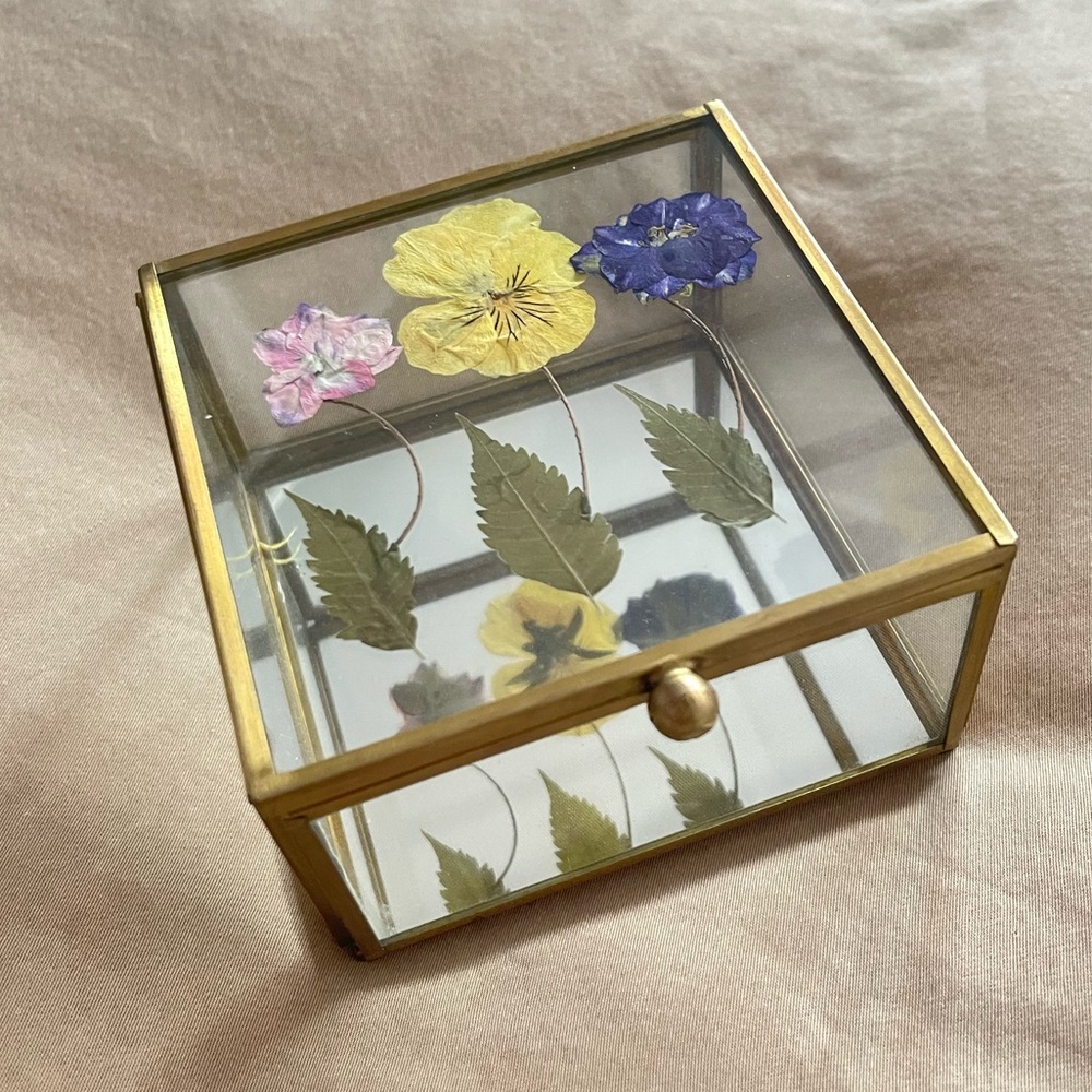 Jewelry Box - Antique-Style Gold Mirror